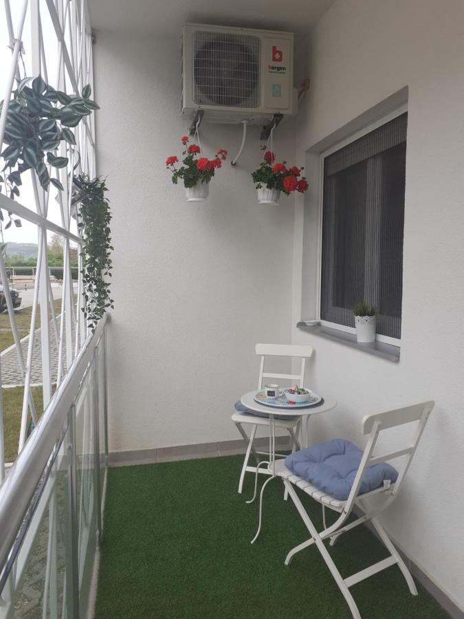 Apartman Bombonica Banja Koviljača Exterior foto